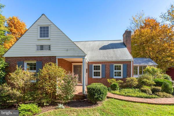 7107 COVENTRY RD, Alexandria, VA 22306