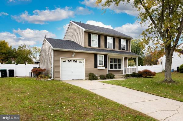 5 SCENIC VIEW DR, Sicklerville, NJ 08081