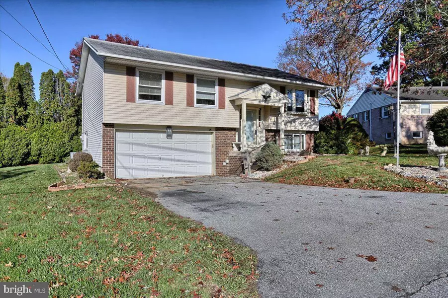 109 KENT RD, Lancaster, PA 17603