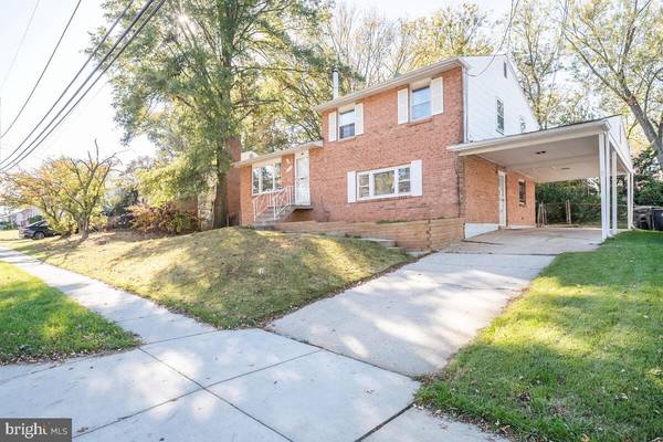 6722 LAMONT DR, Lanham, MD 20706