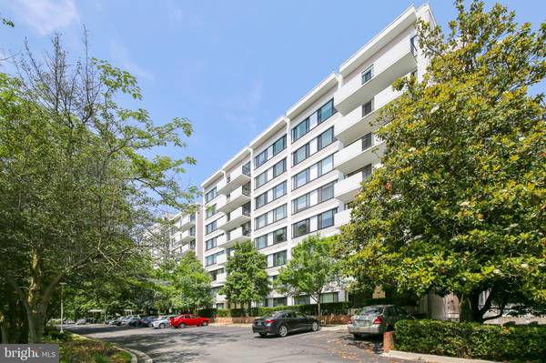 Arlington, VA 22203,4501 ARLINGTON BLVD #320