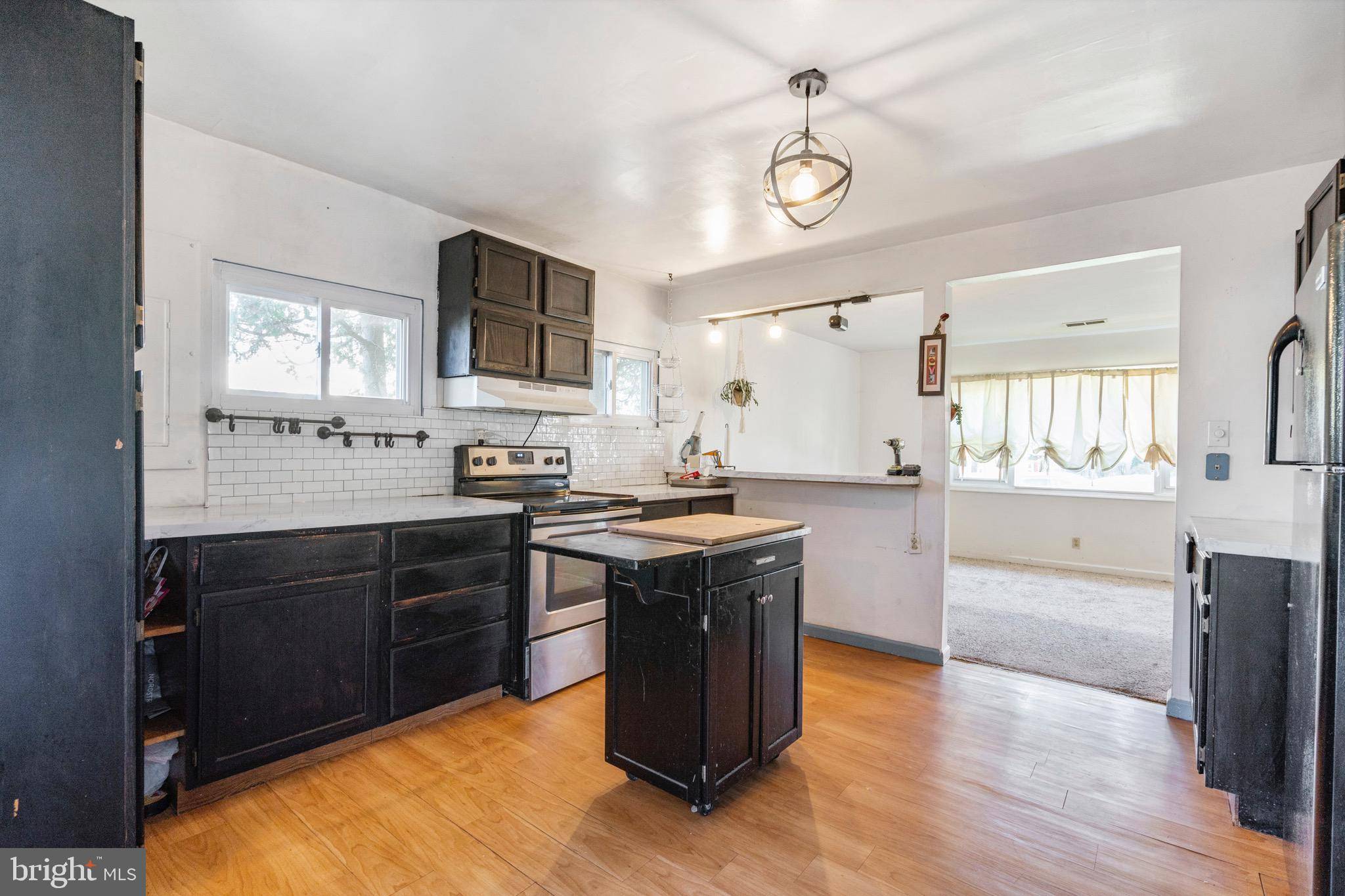 Phoenixville, PA 19460,406 PARK DR