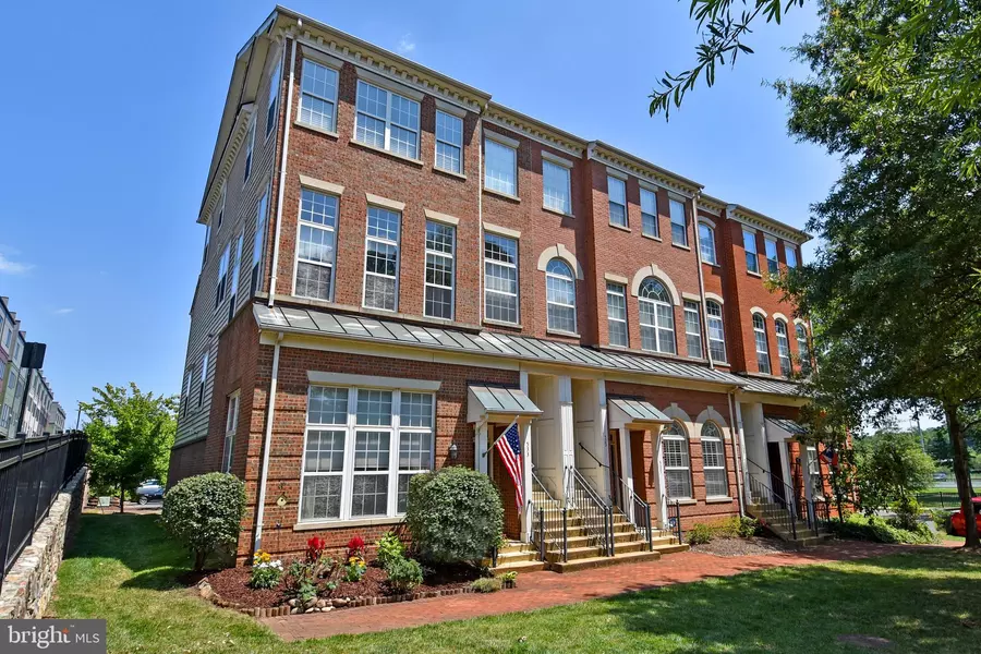 533 CAMERON STATION BLVD, Alexandria, VA 22304