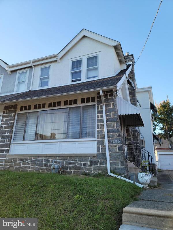 7205 SPRUCE ST, Upper Darby, PA 19082