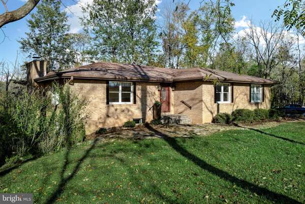 2519 VINEYARD RD, Falling Waters, WV 25419