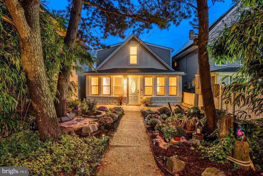 303 EDGEWATER AVE, Westville, NJ 08093