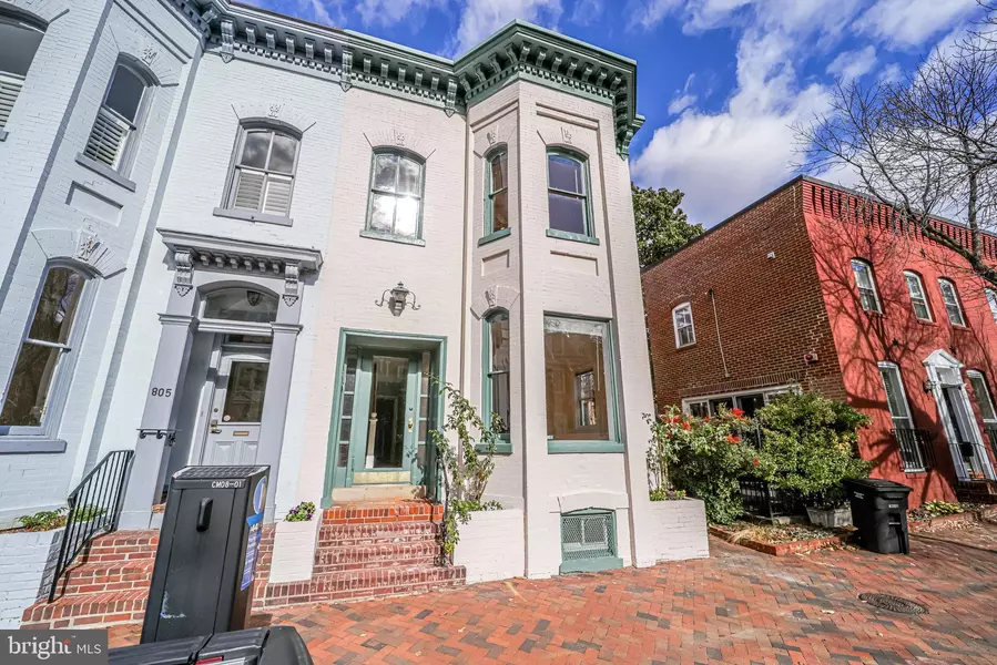 803 CAMERON ST, Alexandria, VA 22314