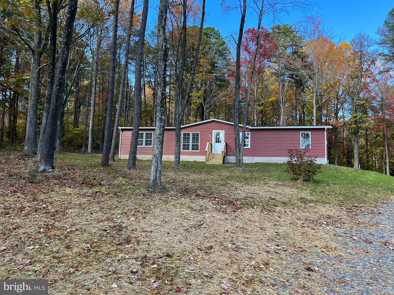 284 HOOT LN, Hedgesville, WV 25427