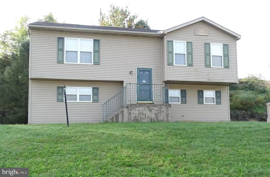 1869 BRANDYWINE LN, York, PA 17404