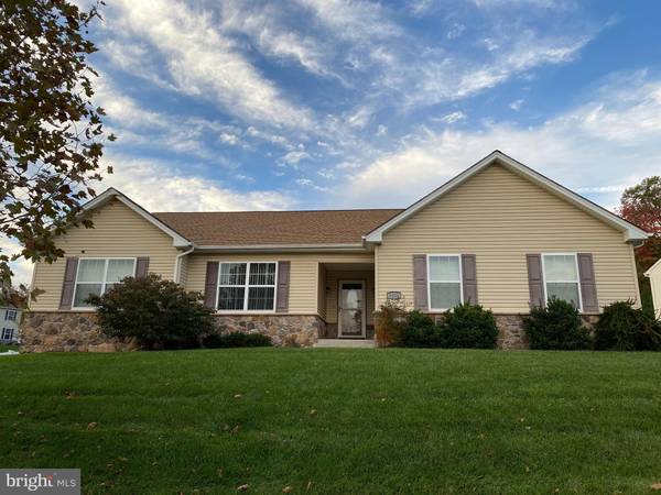 1031 VICTOR DR, East Greenville, PA 18041