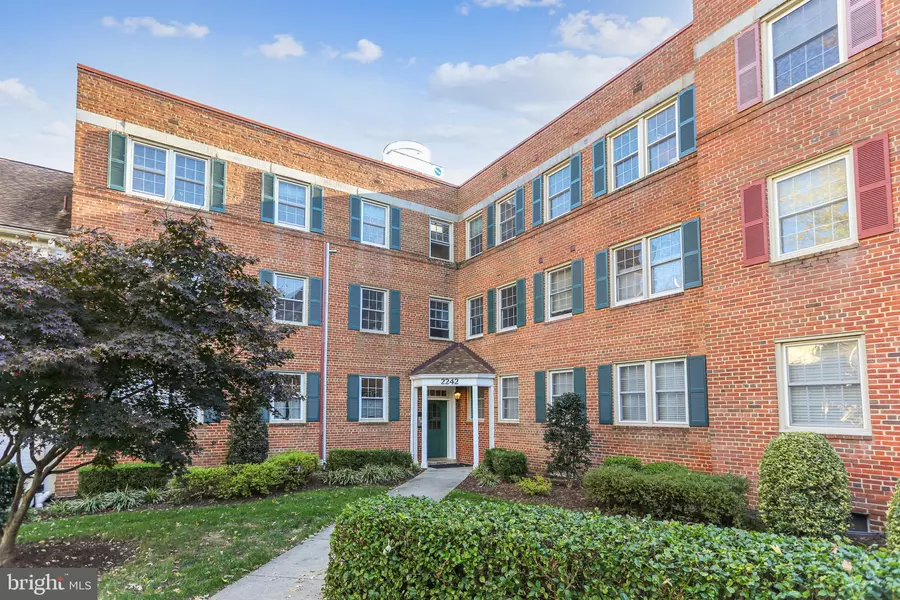 2242 WASHINGTON AVE #102, Silver Spring, MD 20910