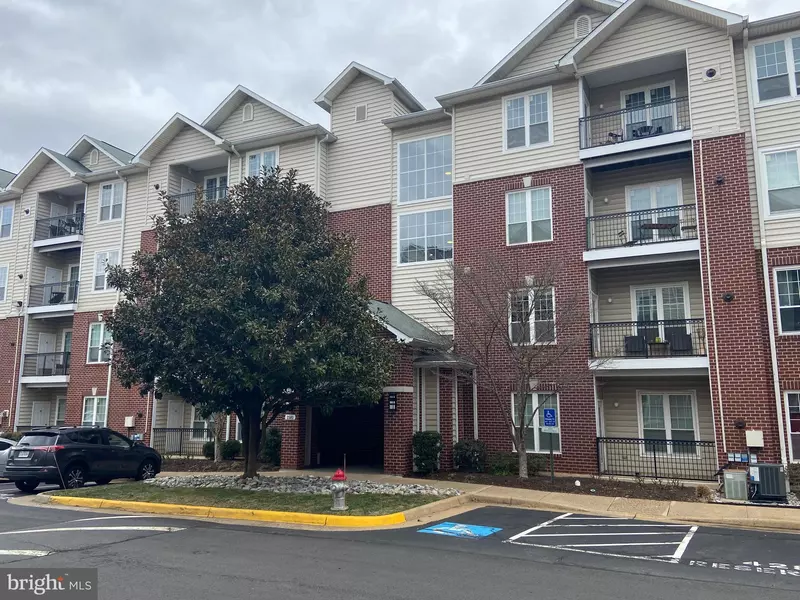 1581 SPRING GATE #5110, Mclean, VA 22102