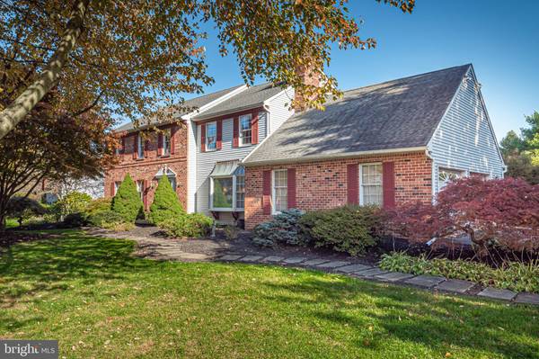 608 BEAUMONT CIR, West Chester, PA 19380