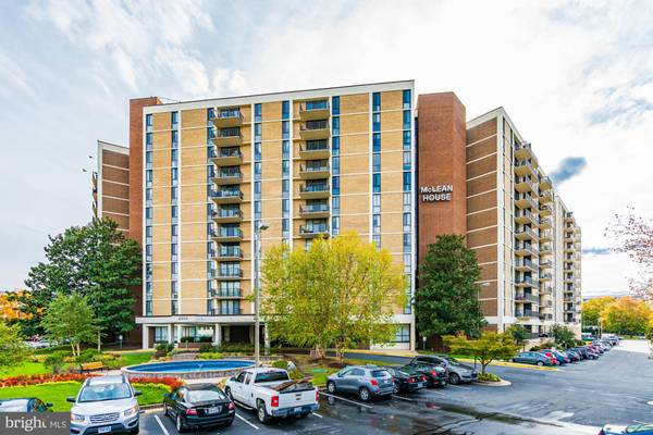 6800 FLEETWOOD RD #120, Mclean, VA 22101