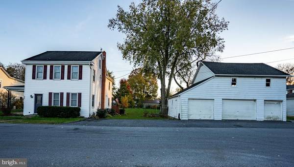 Mount Joy, PA 17552,28 DAVID ST