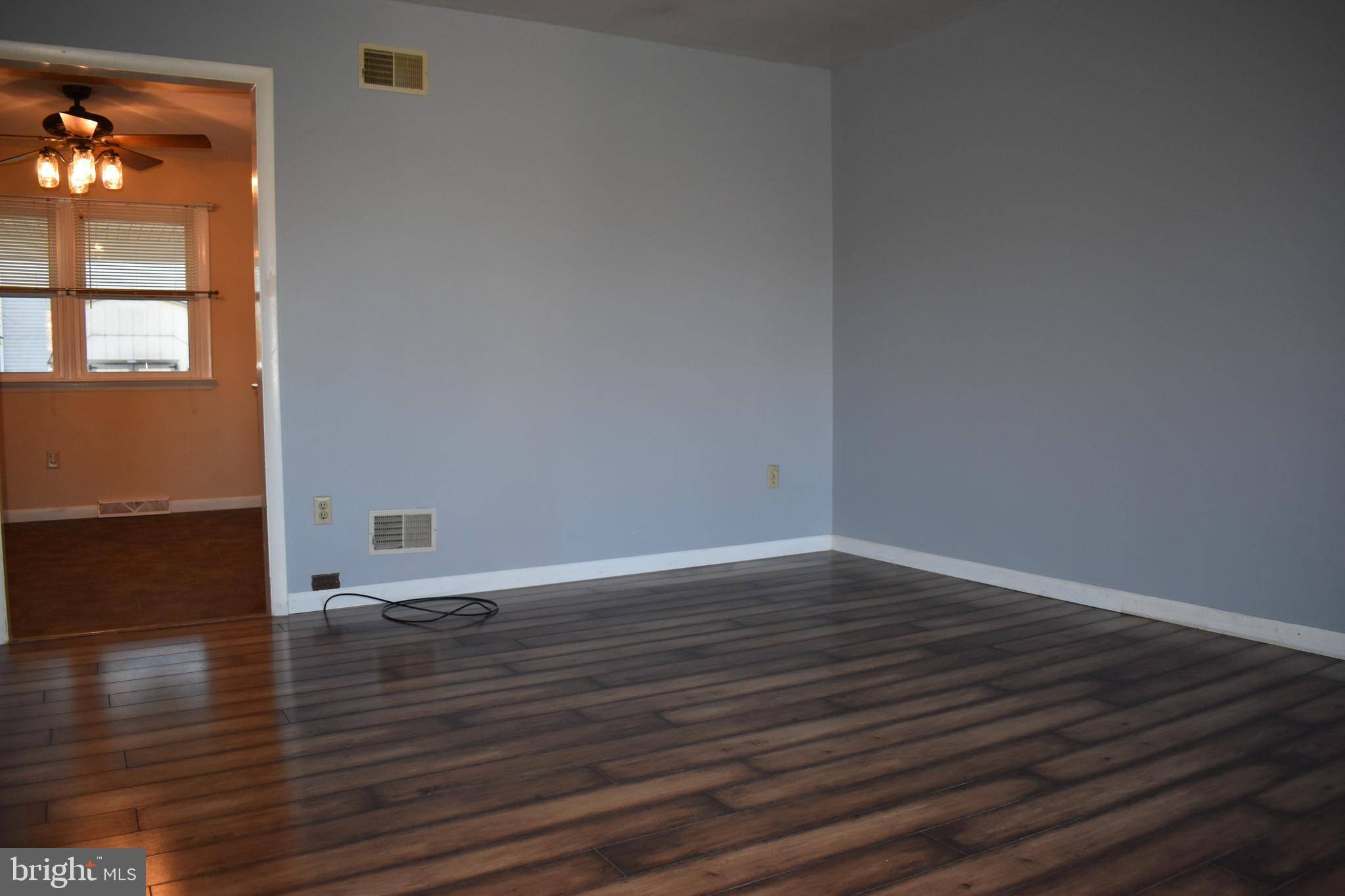 Mount Joy, PA 17552,433 S MARKET AVE