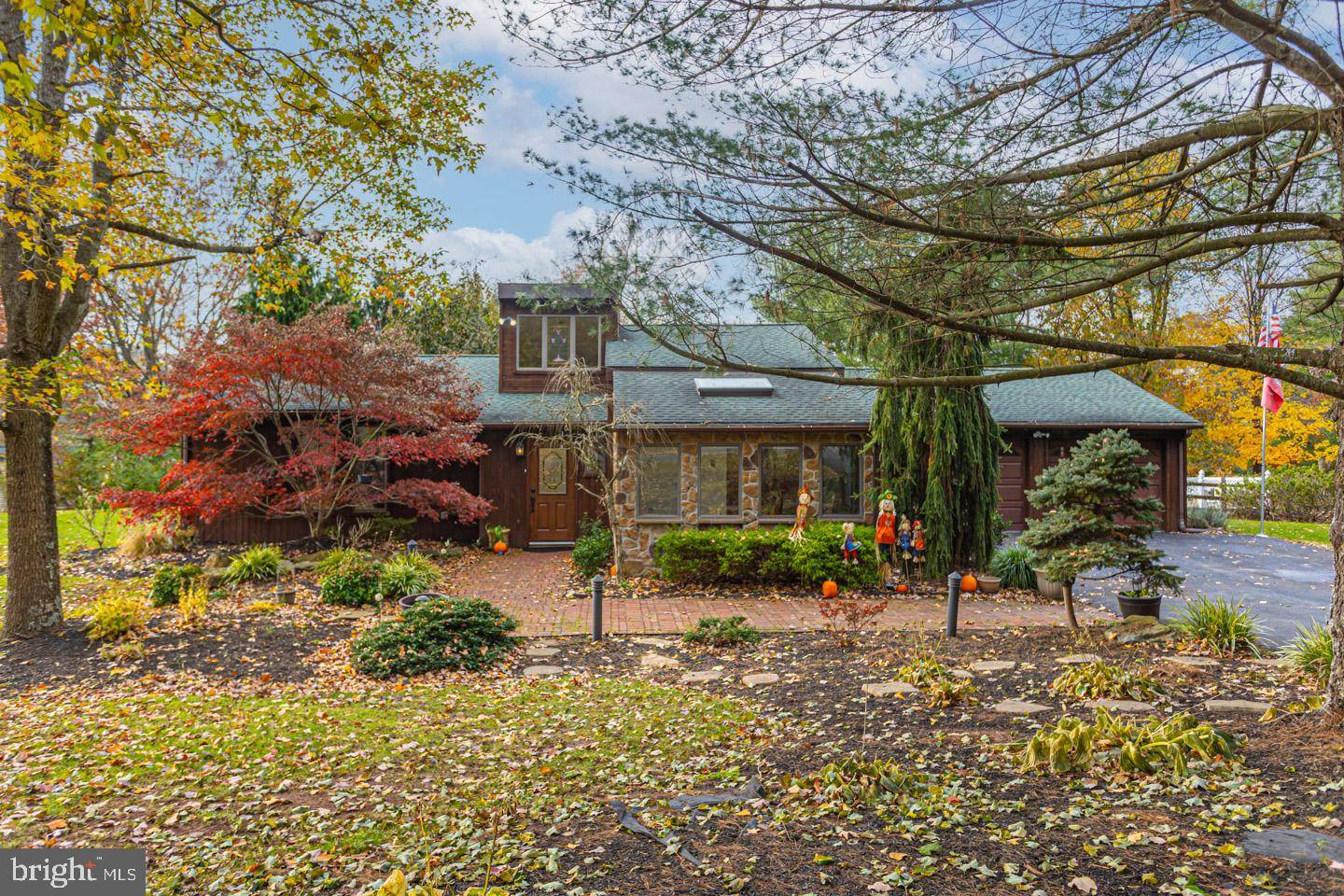 Harleysville, PA 19438,780 MOCCASIN DR