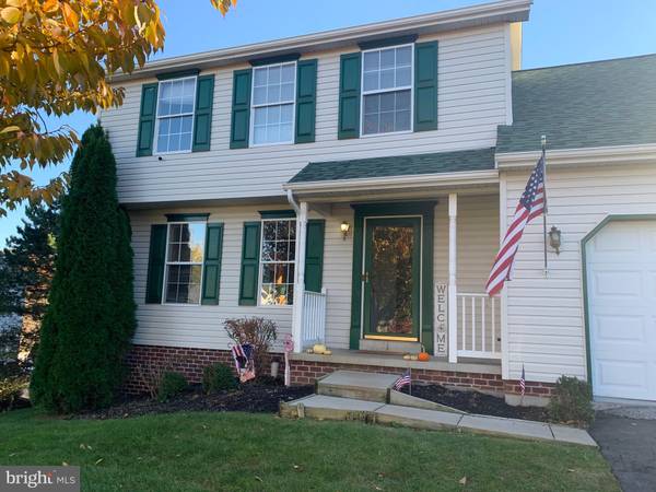 105 FEEDWATER CT, Stewartstown, PA 17363