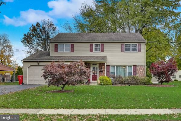 521 SPENCER LN, Warminster, PA 18974