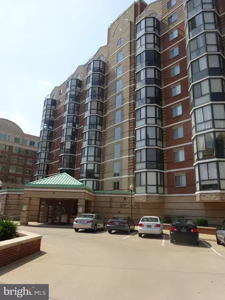 24 COURTHOUSE SQ #802, Rockville, MD 20850