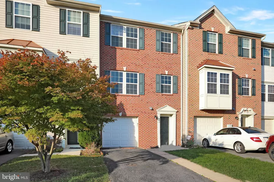 23 TIDEWATER TER, Falling Waters, WV 25419