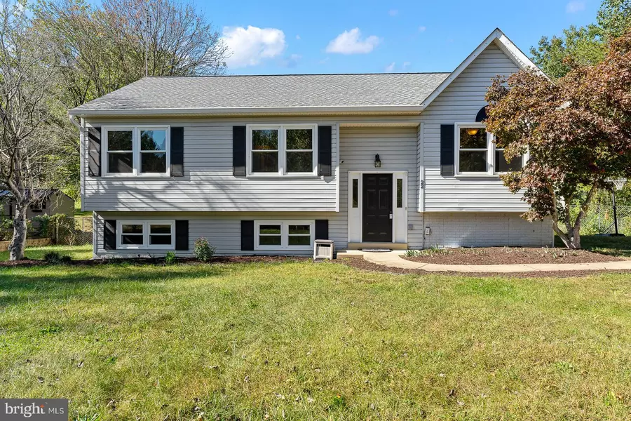 22 BROWN CIR, Fredericksburg, VA 22405