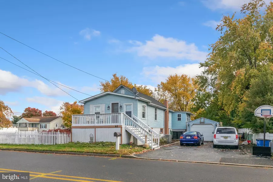 62 ENLOW PL, Pennsville, NJ 08070