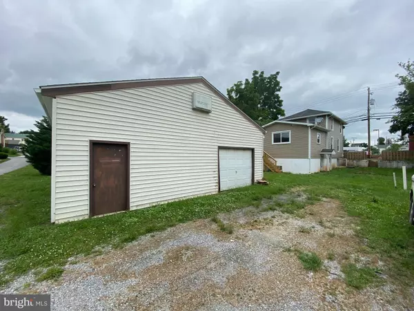 Ranson, WV 25438,106 S MILDRED