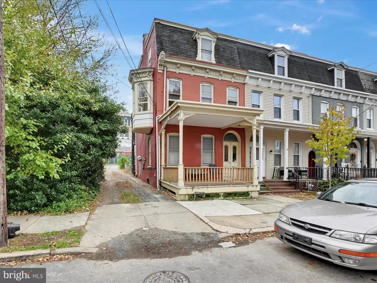 Lancaster, PA 17602,146 E NEW ST