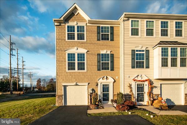 136 TULIP LN, Gilbertsville, PA 19525