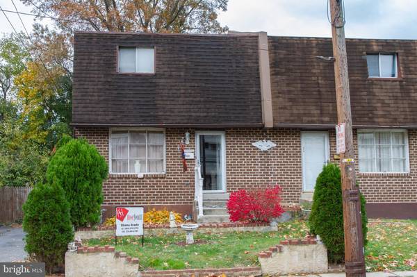 214 JACKSON AVE, Collingdale, PA 19023