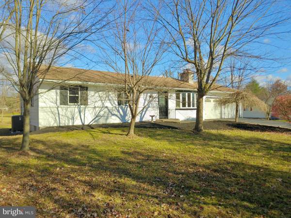 2371 N OLD BETHLEHEM PIKE, Quakertown, PA 18951