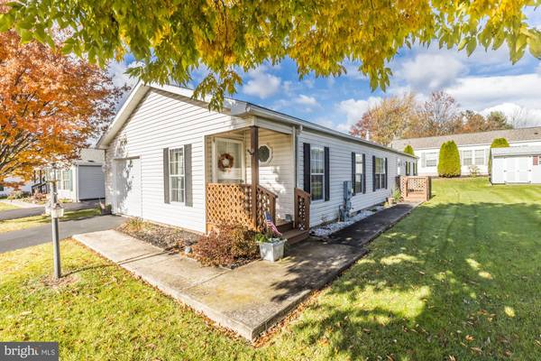 609 VILLAGE WAY, Royersford, PA 19468