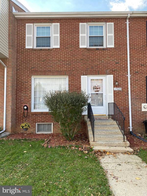 17909 HICKORY LN, Hagerstown, MD 21740