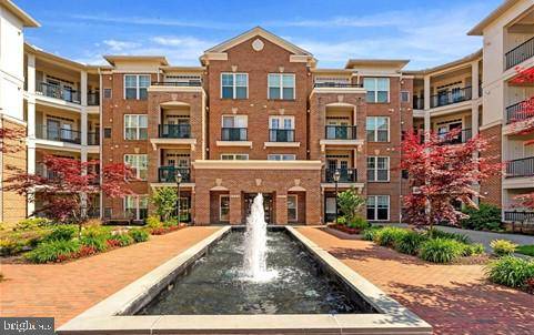 2903 SAINTSBURY PLZ #303, Fairfax, VA 22031