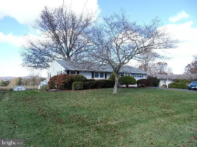 York, PA 17404,2932 WESTWIND LN