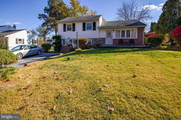 313 LAWRENCE RD, Broomall, PA 19008