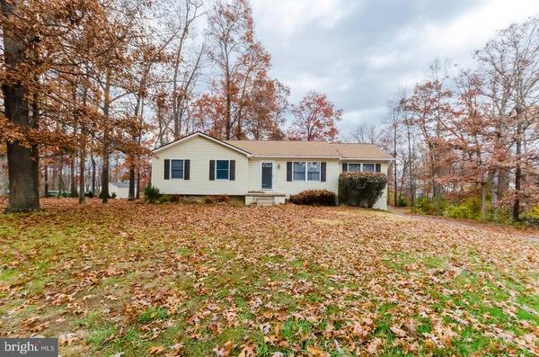 293 CHANTILLY LN, Inwood, WV 25428