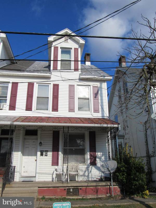 207 STATE ST, Hamburg, PA 19526