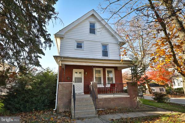 228 W GLENSIDE AVE, Glenside, PA 19038