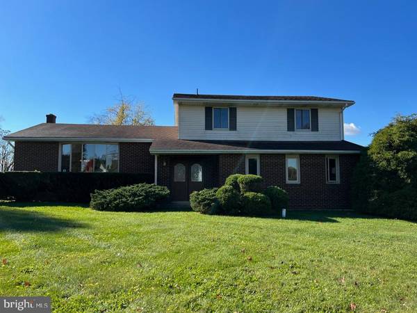 5926 ASH CT, Slatington, PA 18080