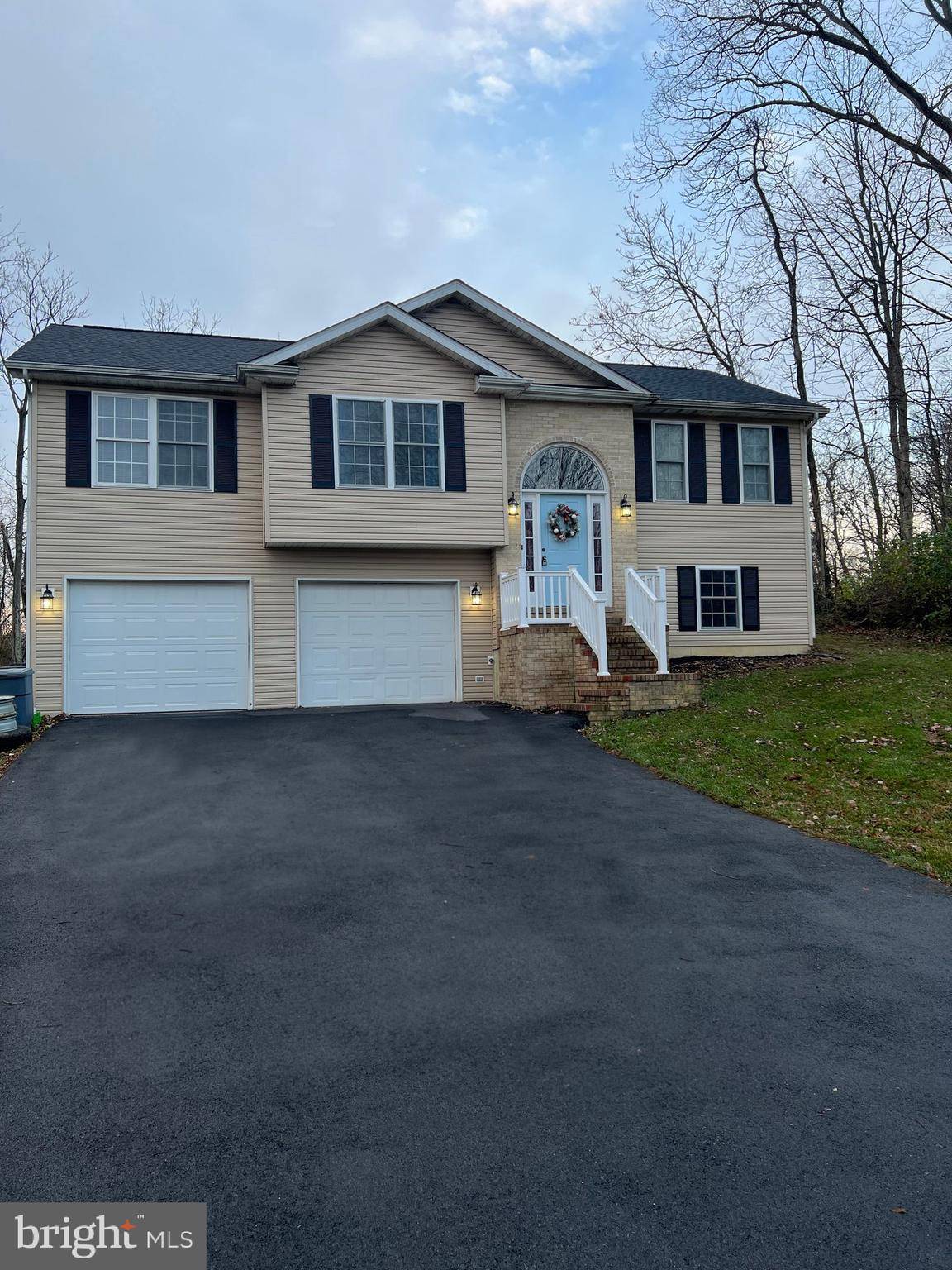 Martinsburg, WV 25403,234 TARA DR