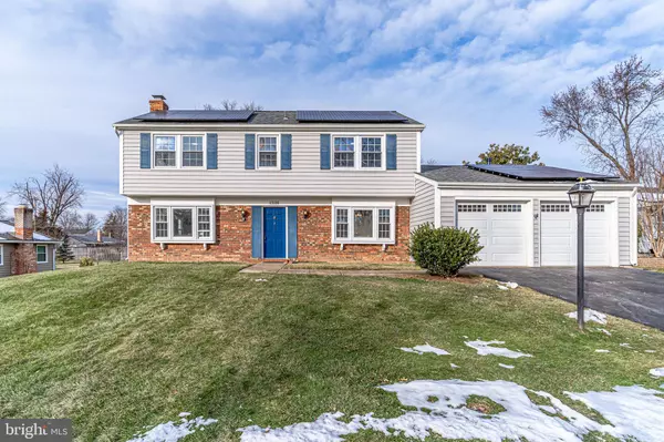 Fairfax, VA 22033,13116 PEBBLE LANE