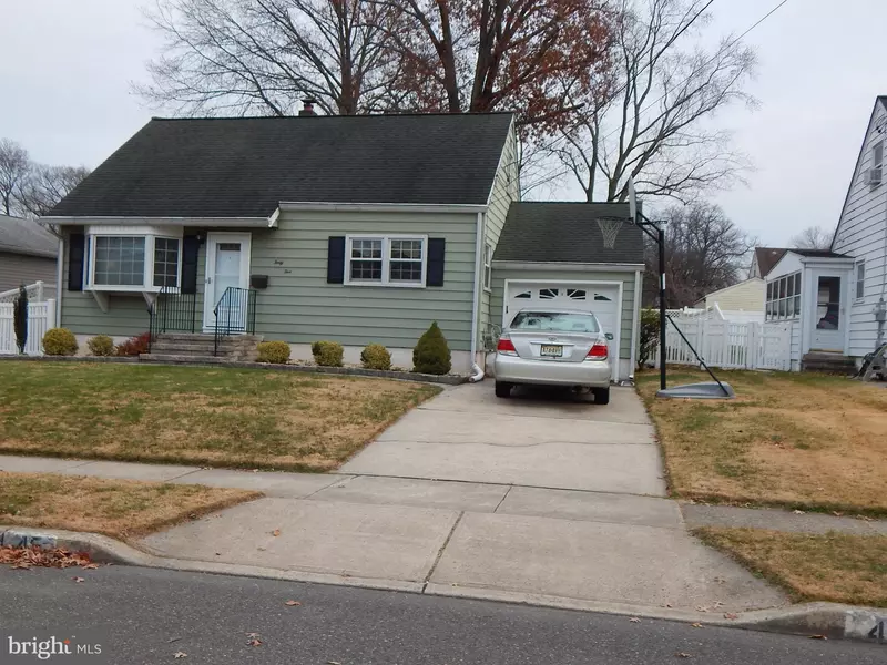 45 WICKOM, Hamilton, NJ 08690