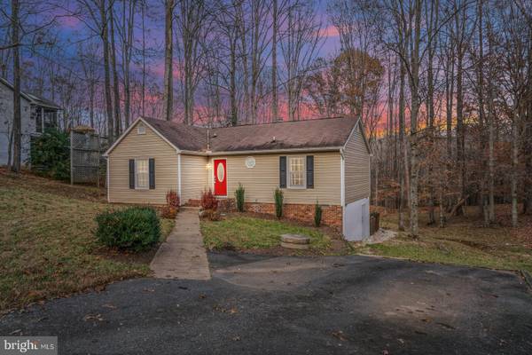 222 CEDAR RIDGE DR, Ruther Glen, VA 22546