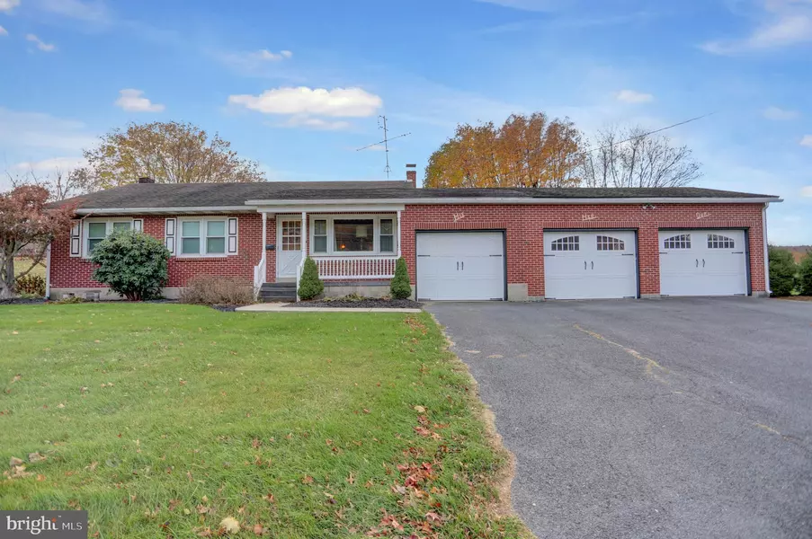 744 SHERMANS VALLEY RD, New Bloomfield, PA 17068