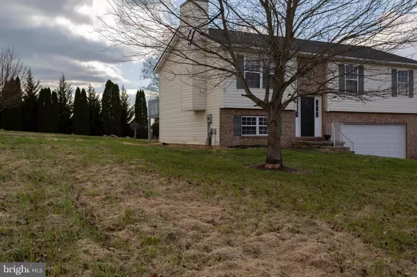 Martinsburg, WV 25403,342 CANTERBURY DR