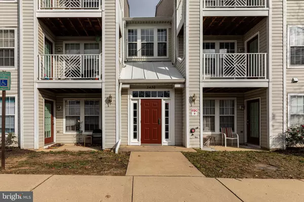 2450 APPLE BLOSSOM LN #303, Odenton, MD 21113