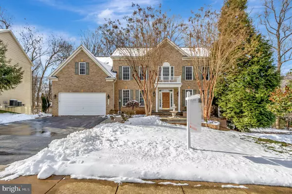 5064 TWINBROOK RUN DR, Fairfax, VA 22032