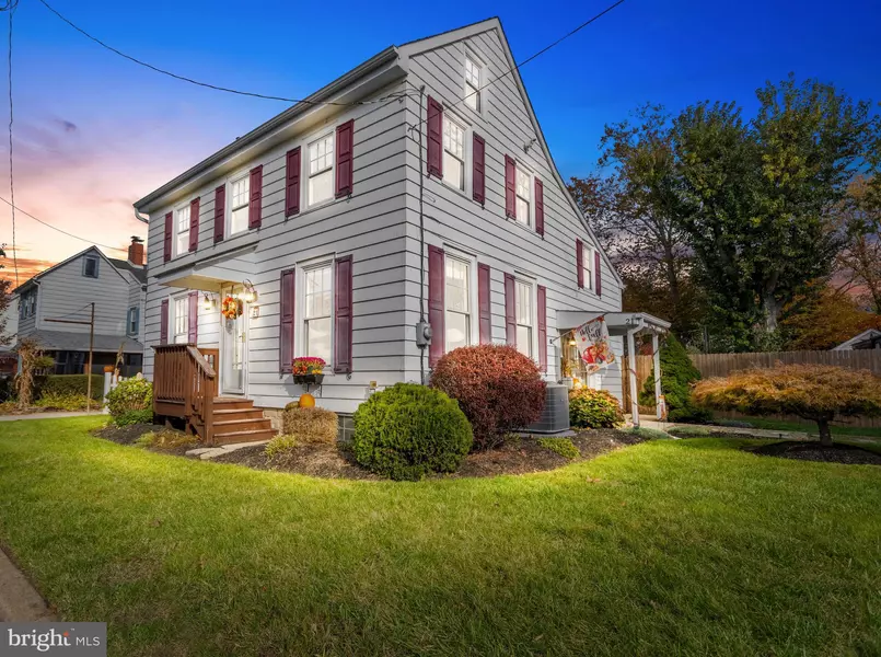 21 MAIN ST, Mullica Hill, NJ 08062